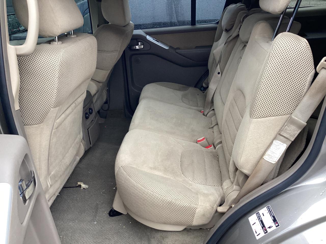 Nissan Pathfinder SE 2WD 2008