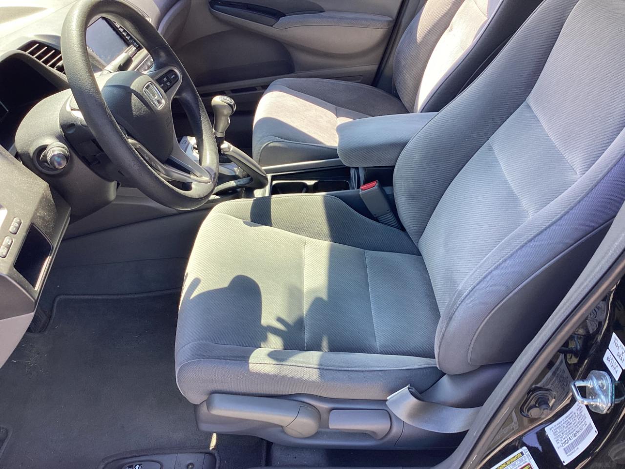 Honda Civic EX Sedan 5-Speed MT 2009