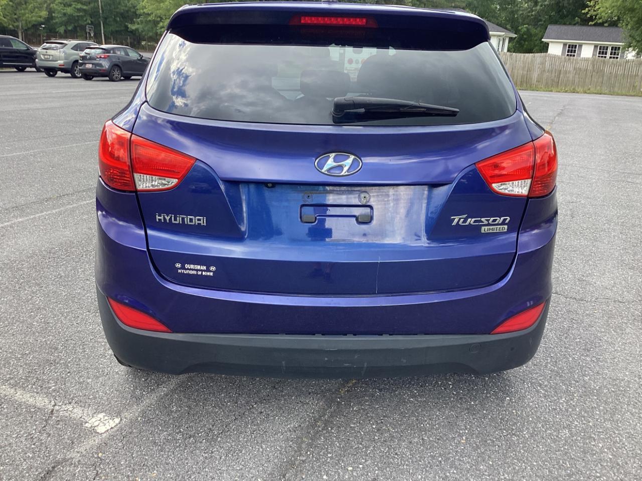 Hyundai Tucson Limited 2WD 2011