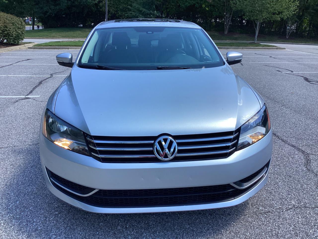 Volkswagen Passat 4dr Sdn 2.5L Auto SE PZEV *Ltd Avail* 2014