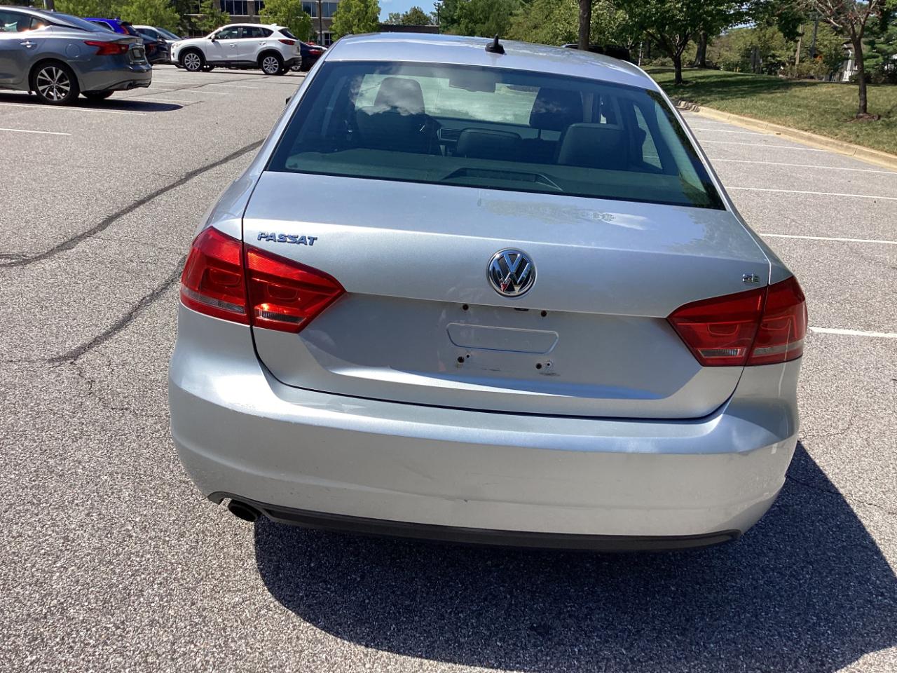 Volkswagen Passat 4dr Sdn 2.5L Auto SE PZEV *Ltd Avail* 2014