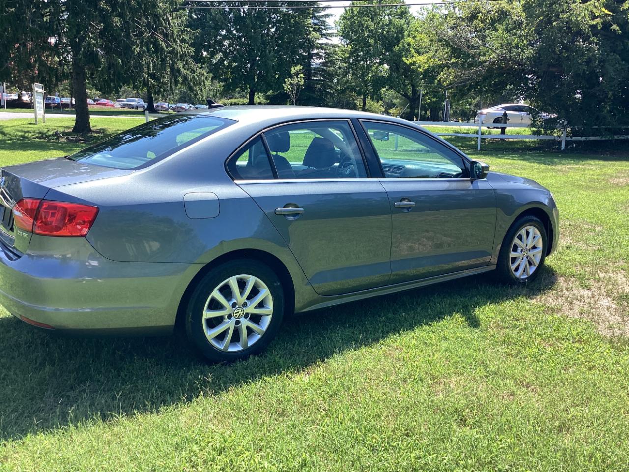 Volkswagen Jetta Sedan 4dr Auto SE 2013