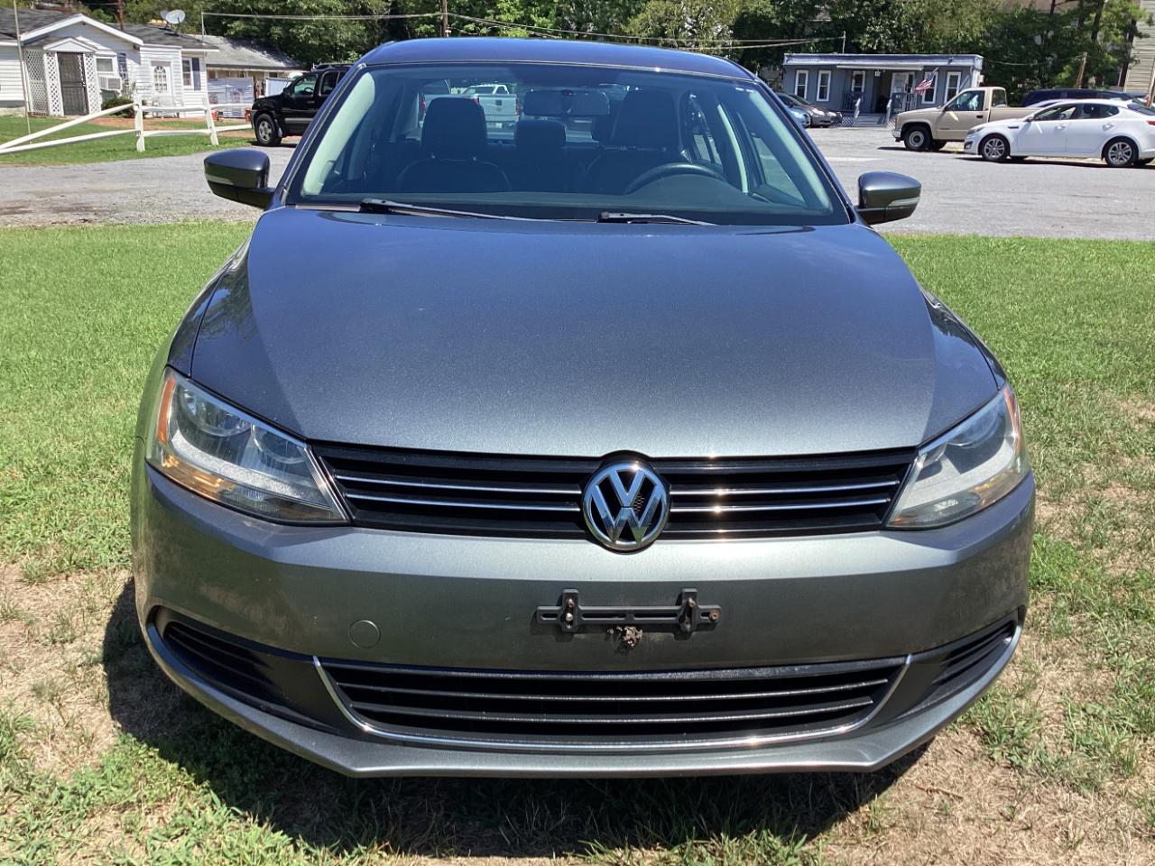 Volkswagen Jetta Sedan 4dr Auto SE 2013