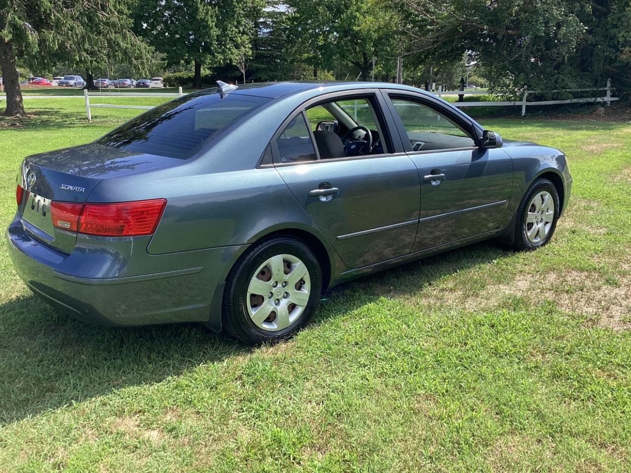 Hyundai Sonata 4dr Sdn I4 Auto GLS 2009