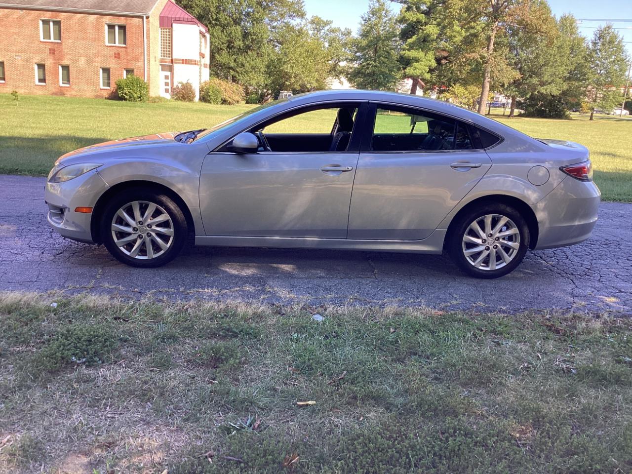 Mazda MAZDA6 4dr Sdn Auto i Touring 2013