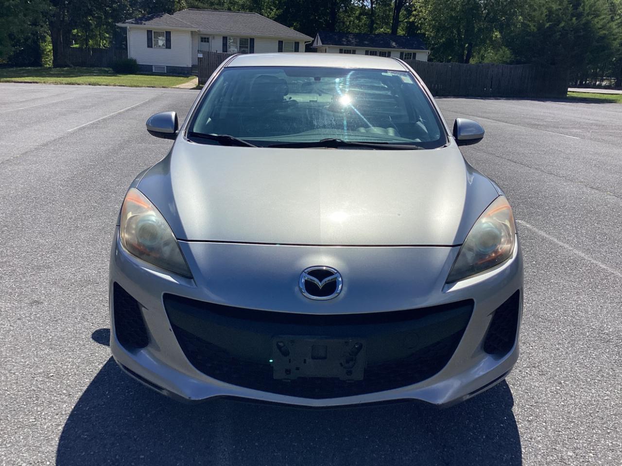 Mazda MAZDA3 4dr Sdn Auto i Touring 2012