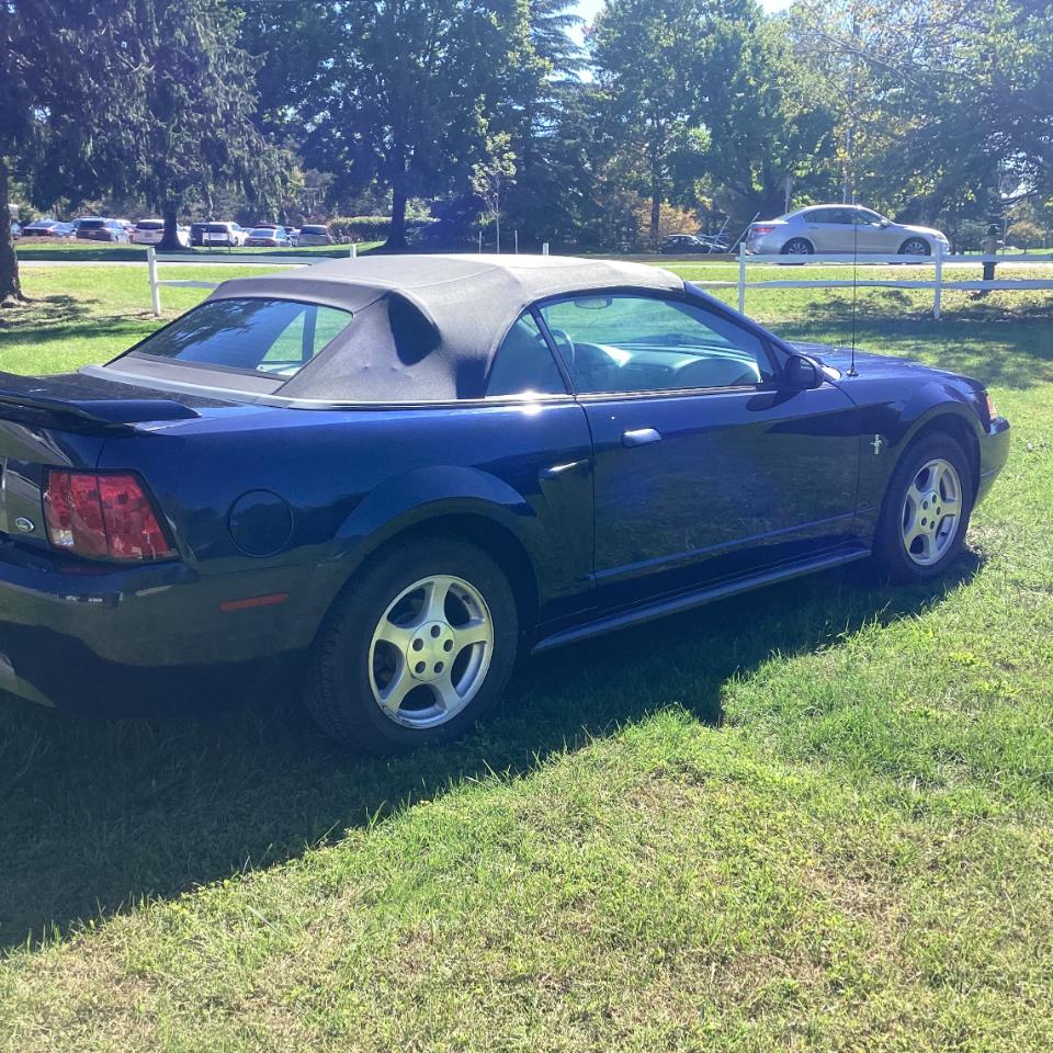 Ford Mustang 2dr Conv Premium 2003