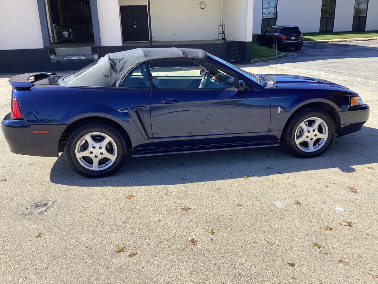 Ford Mustang 2dr Conv Premium 2003