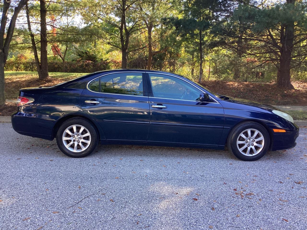 Lexus ES 300 4dr Sdn 2002
