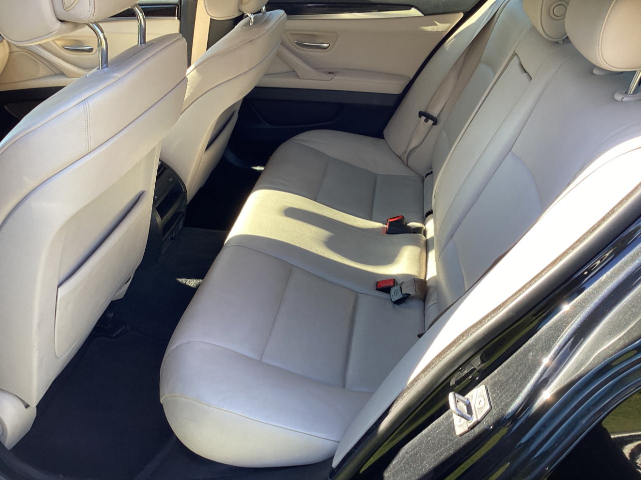 BMW 5-Series 535i xDrive 2016