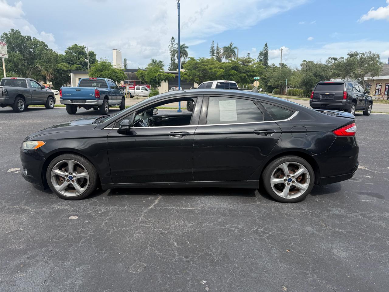 Ford Fusion SE 2015