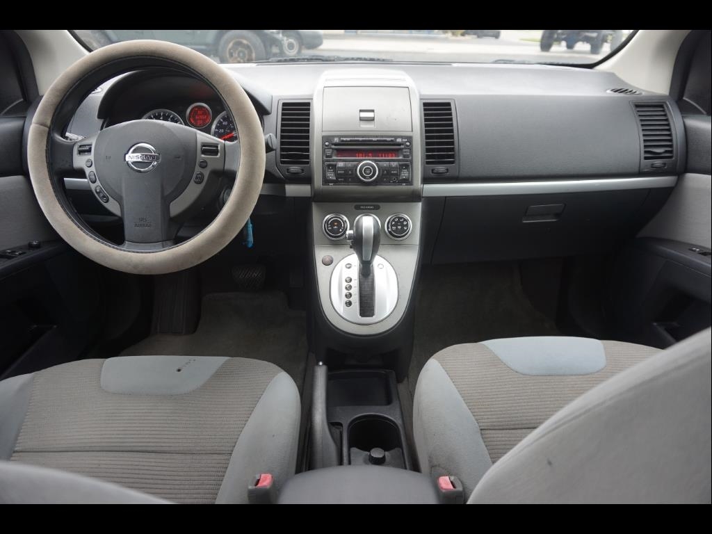 Nissan Sentra  2011
