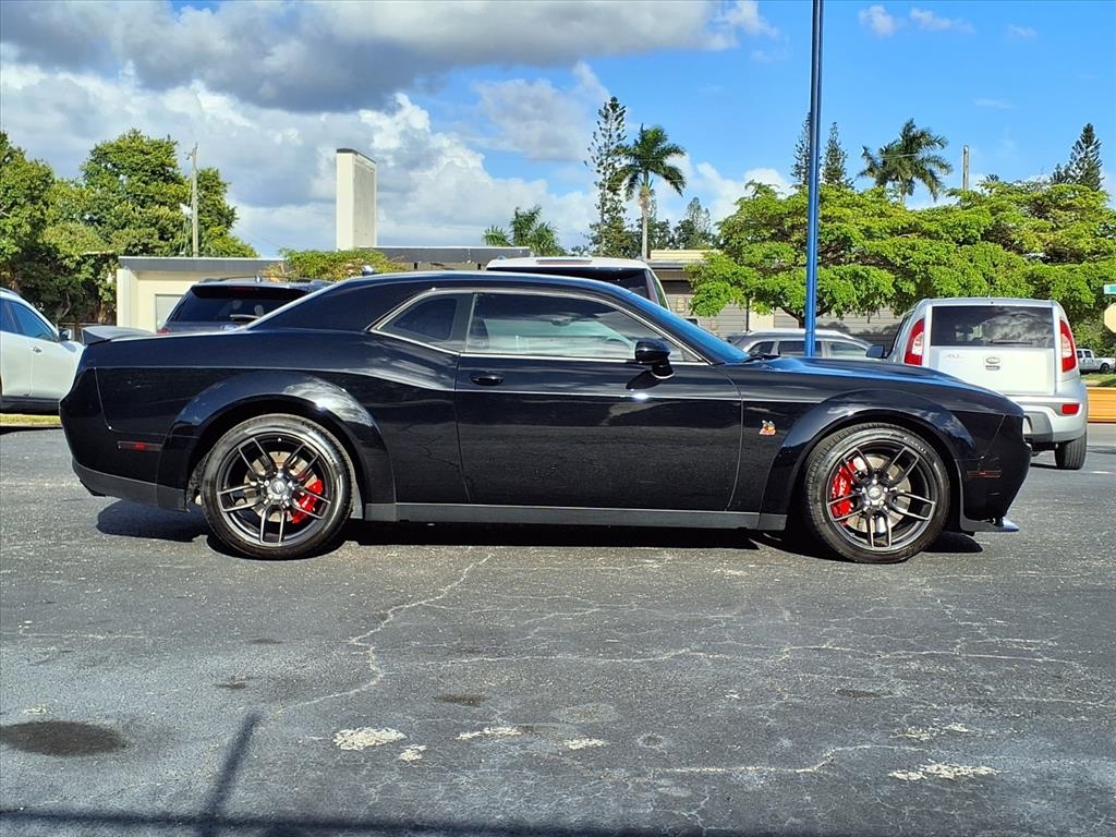 Dodge Challenger  2022