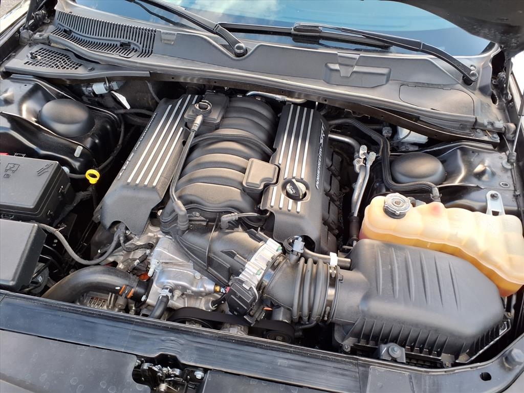 Dodge Challenger 2dr Cpe R/T Scat Pack 2022