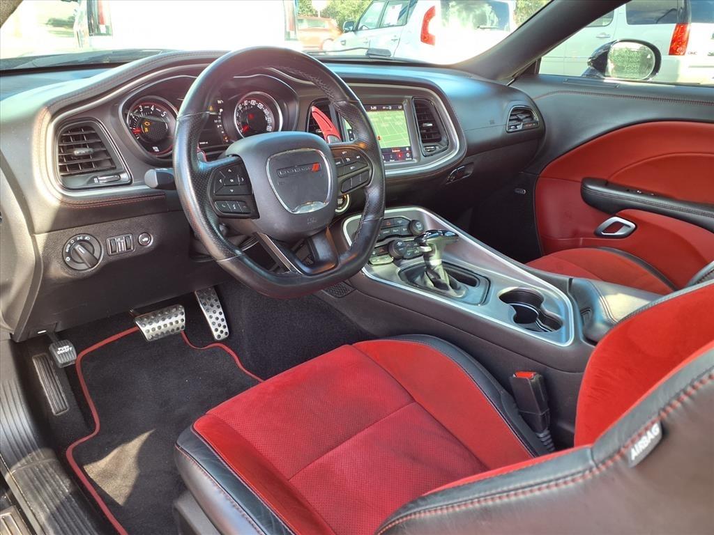 Dodge Challenger 2dr Cpe R/T Scat Pack 2022