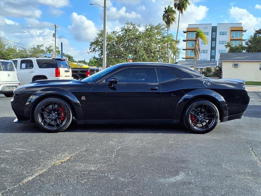 Dodge Challenger 2dr Cpe R/T Scat Pack 2022