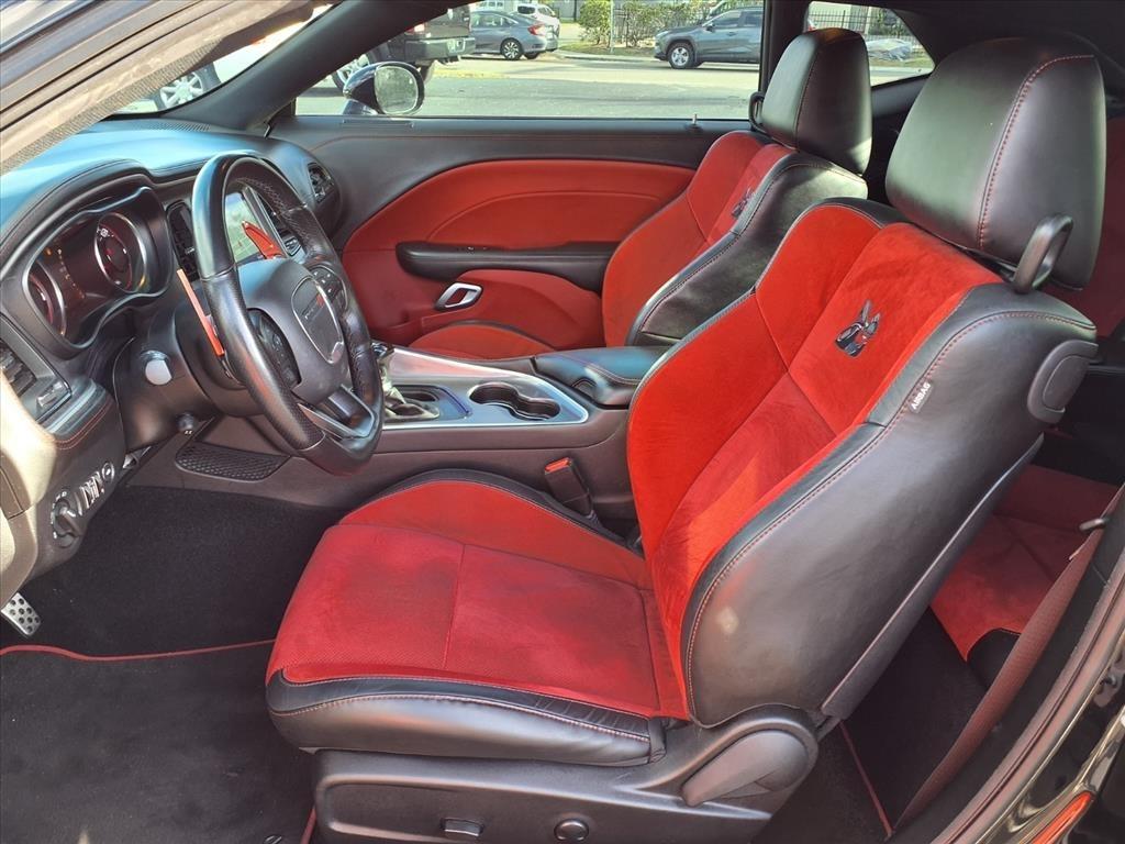 Dodge Challenger 2dr Cpe R/T Scat Pack 2022