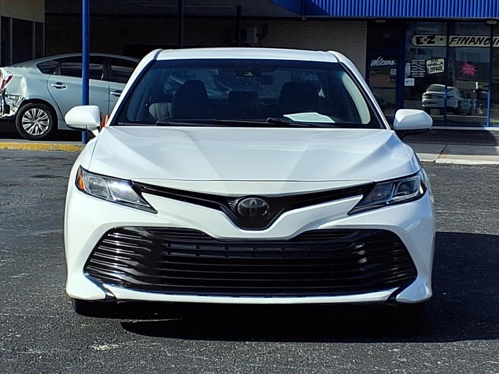 Toyota Camry  2018