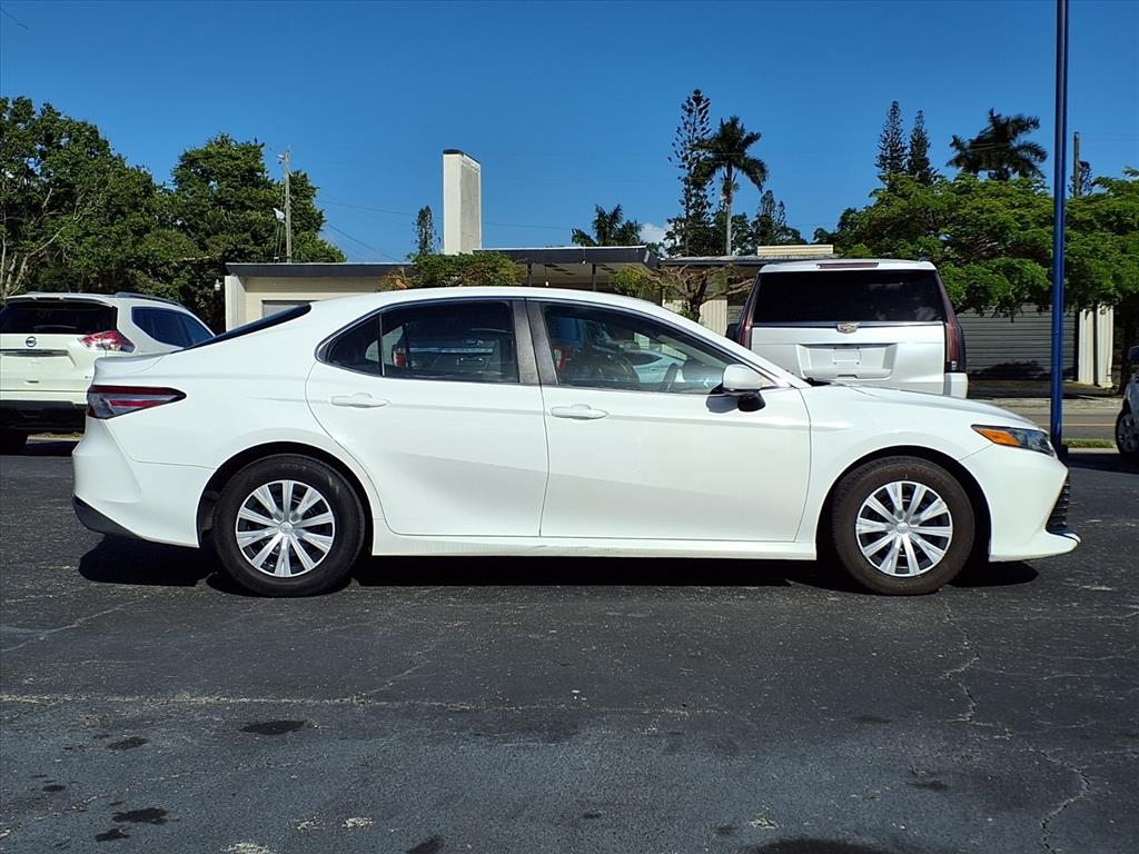 Toyota Camry  2018