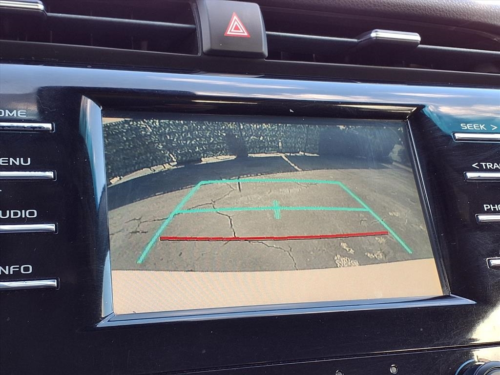 Toyota Camry L 4D Sedan 2018