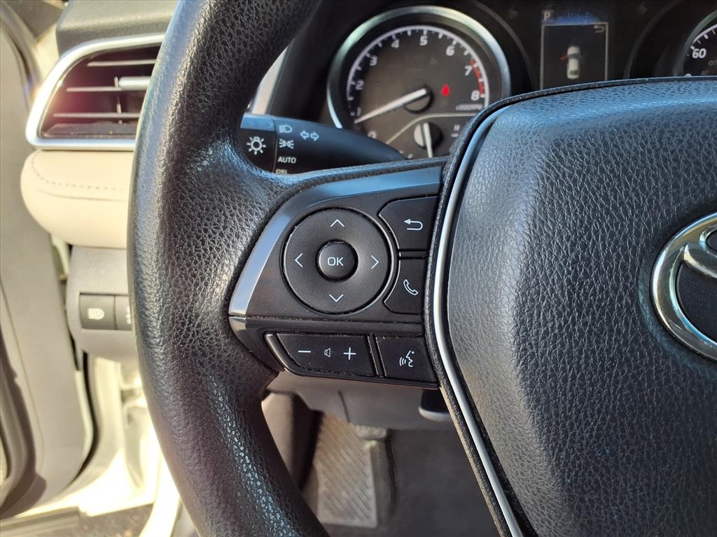 Toyota Camry L 4D Sedan 2018