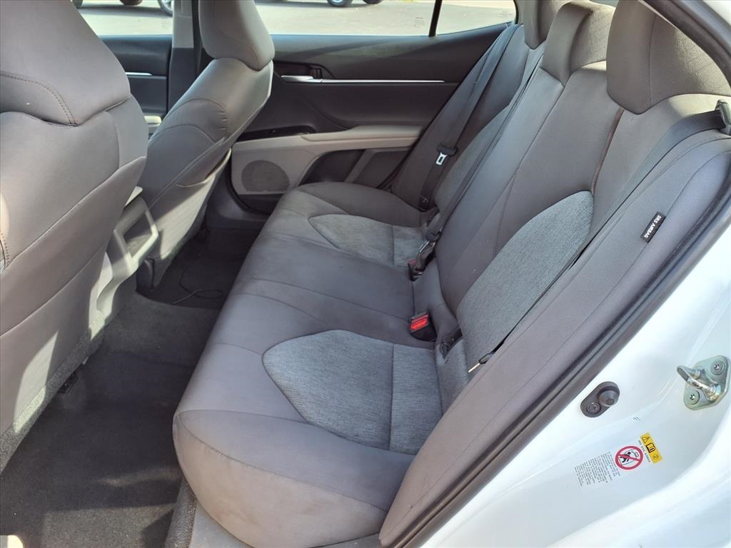 Toyota Camry L 4D Sedan 2018