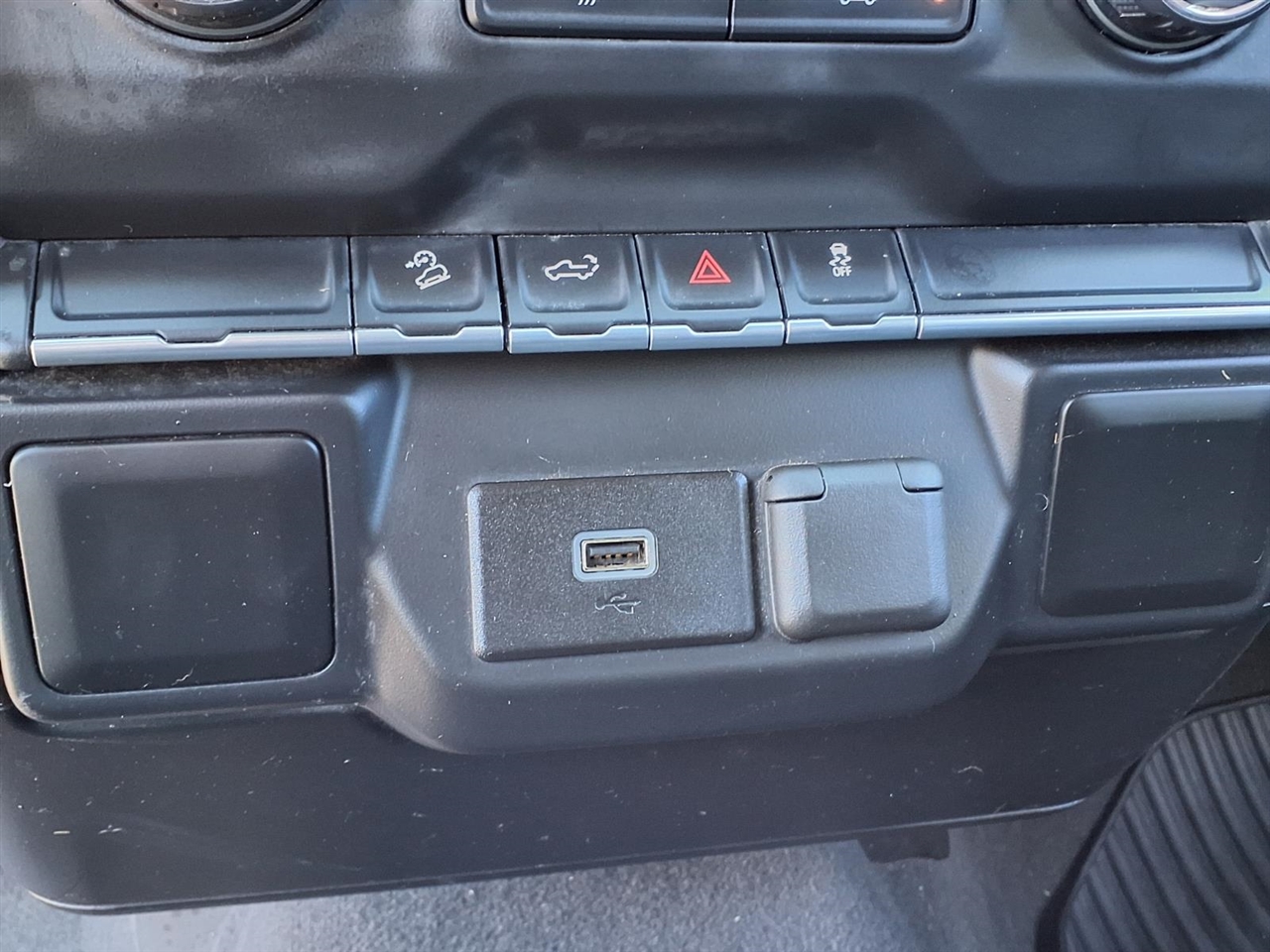 Chevrolet Silverado 1500  2019