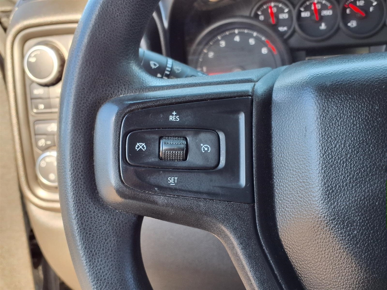 Chevrolet Silverado 1500  2019