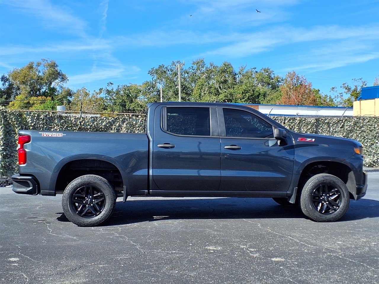 Chevrolet Silverado 1500 Trail Boss Custom Crew Cab 4WD 2019