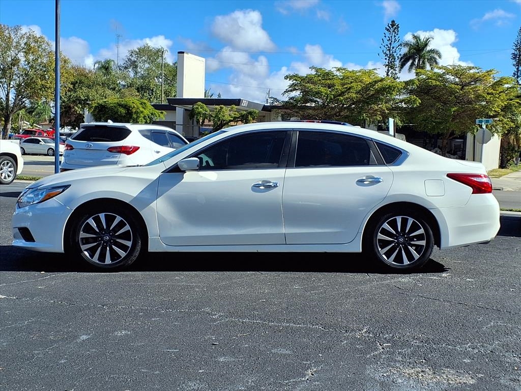 Nissan Altima  2017