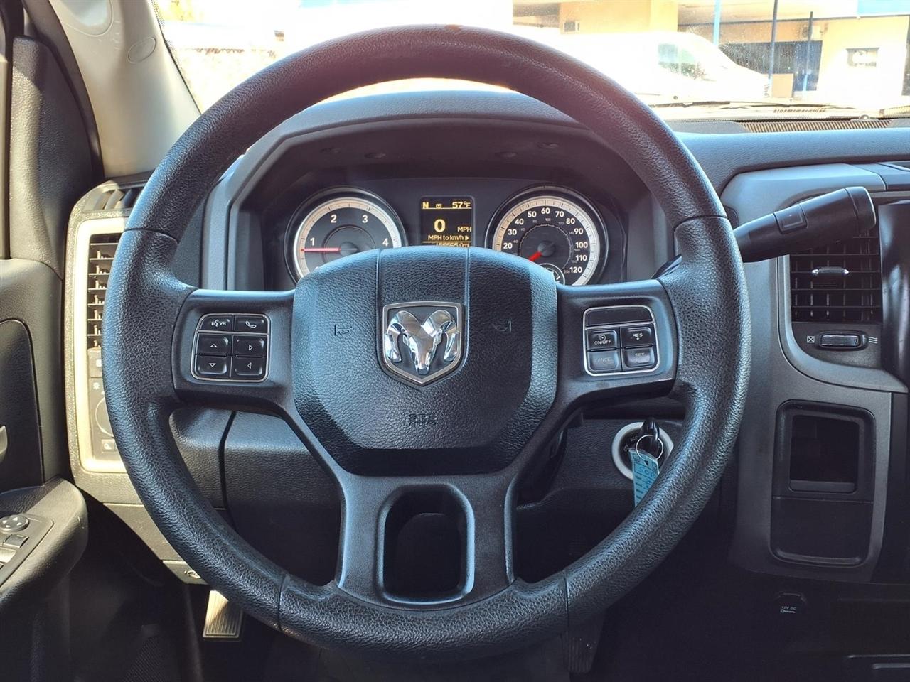 RAM 3500 4WD Crew Cab 169" Tradesman 2015