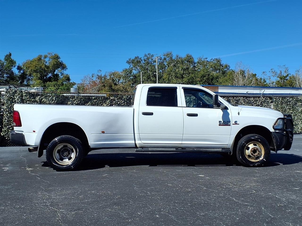 RAM 3500 4WD Crew Cab 169" Tradesman 2015