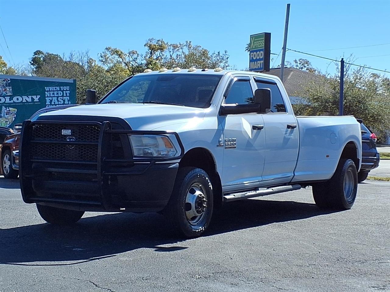 RAM 3500 4WD Crew Cab 169" Tradesman 2015