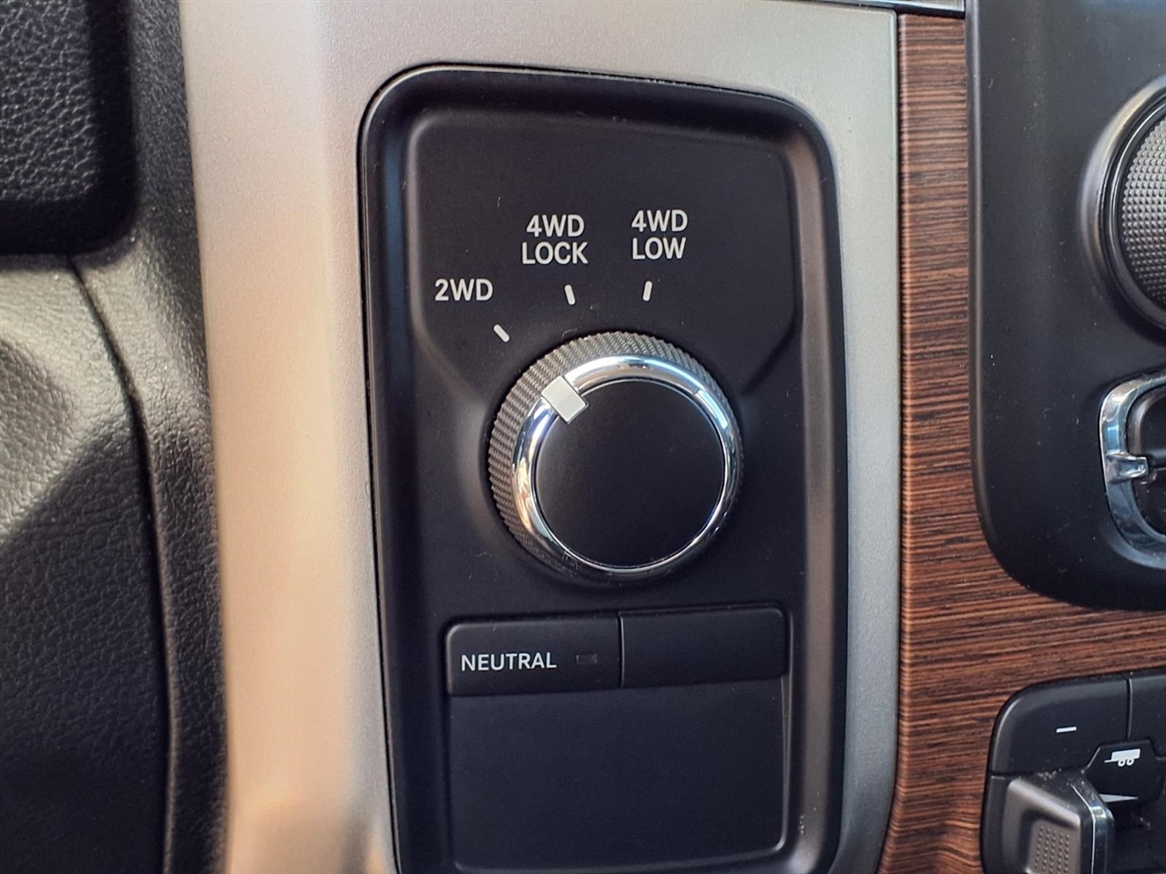 RAM 2500 4WD Crew Cab 149" Laramie 2017