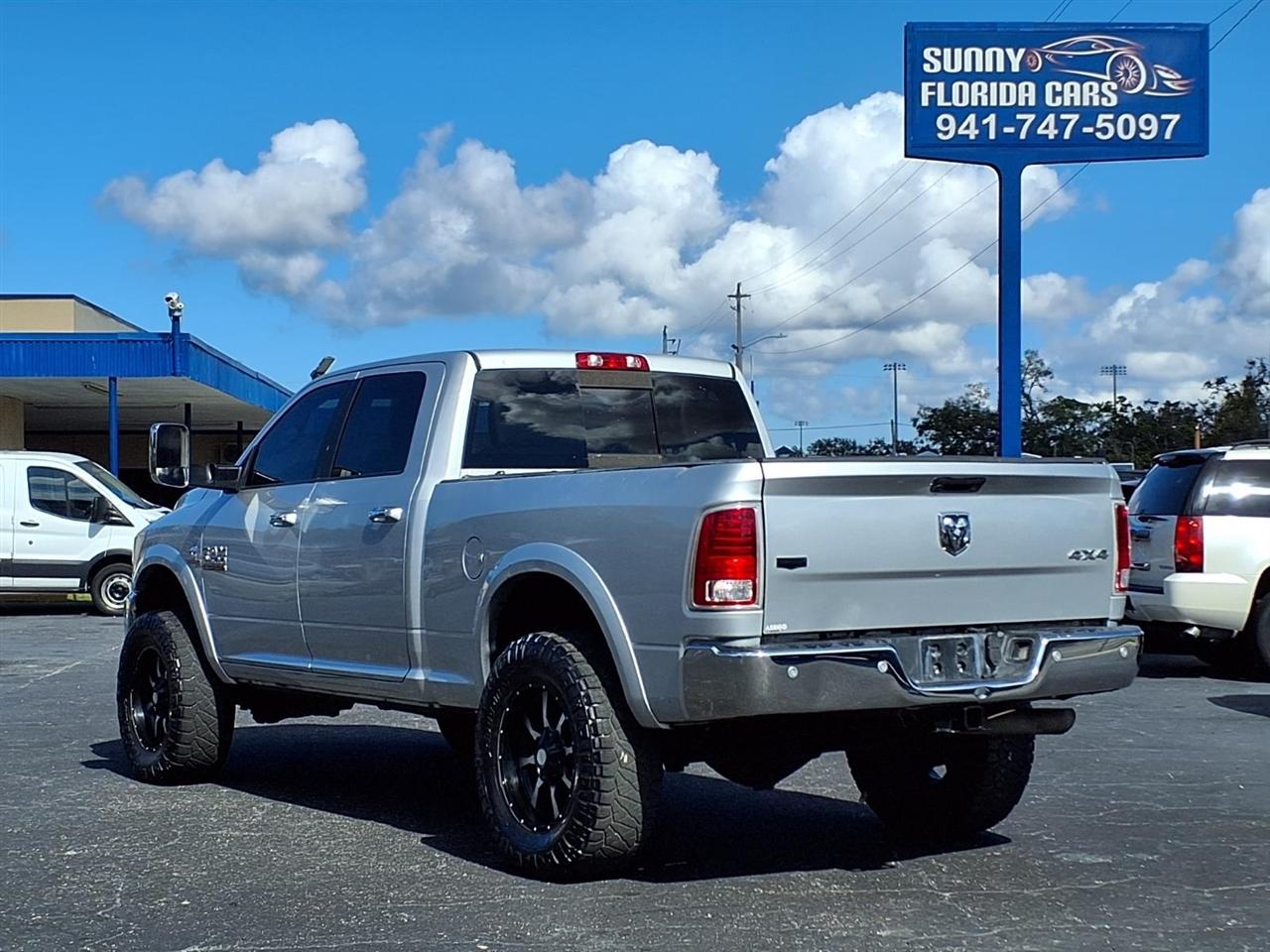RAM 2500 4WD Crew Cab 149" Laramie 2017