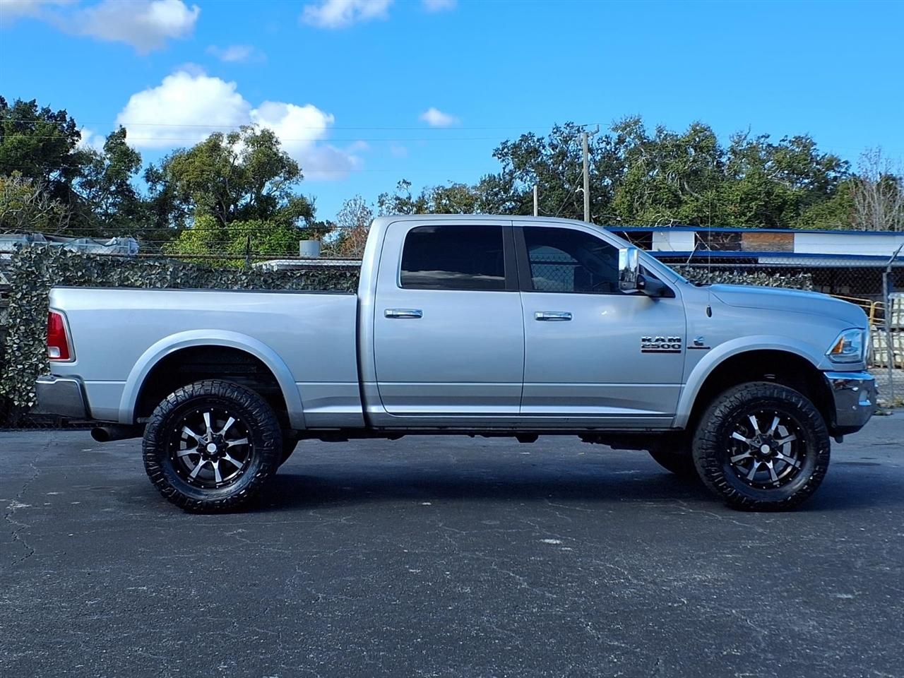 RAM 2500 4WD Crew Cab 149" Laramie 2017