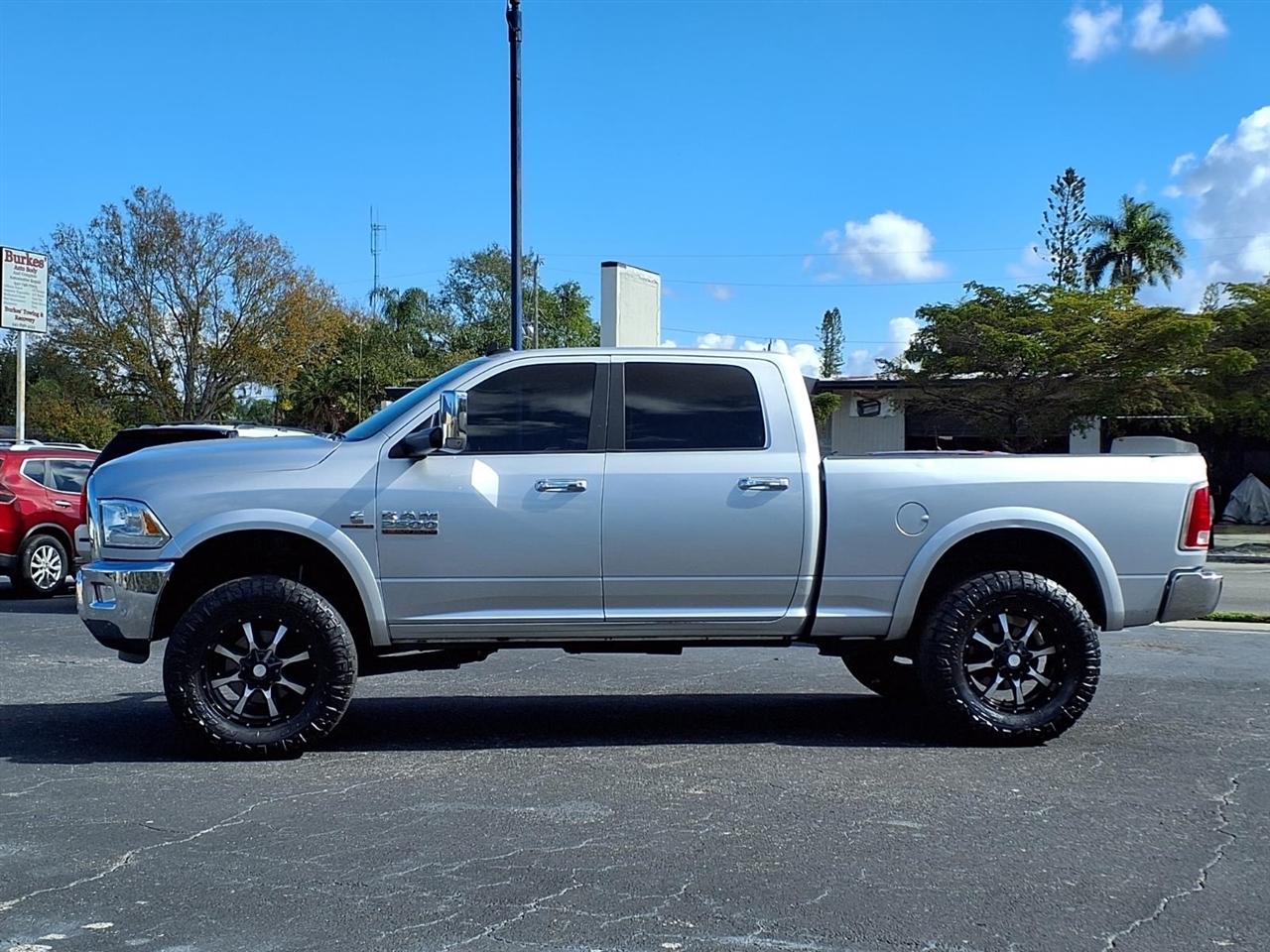 RAM 2500 4WD Crew Cab 149" Laramie 2017