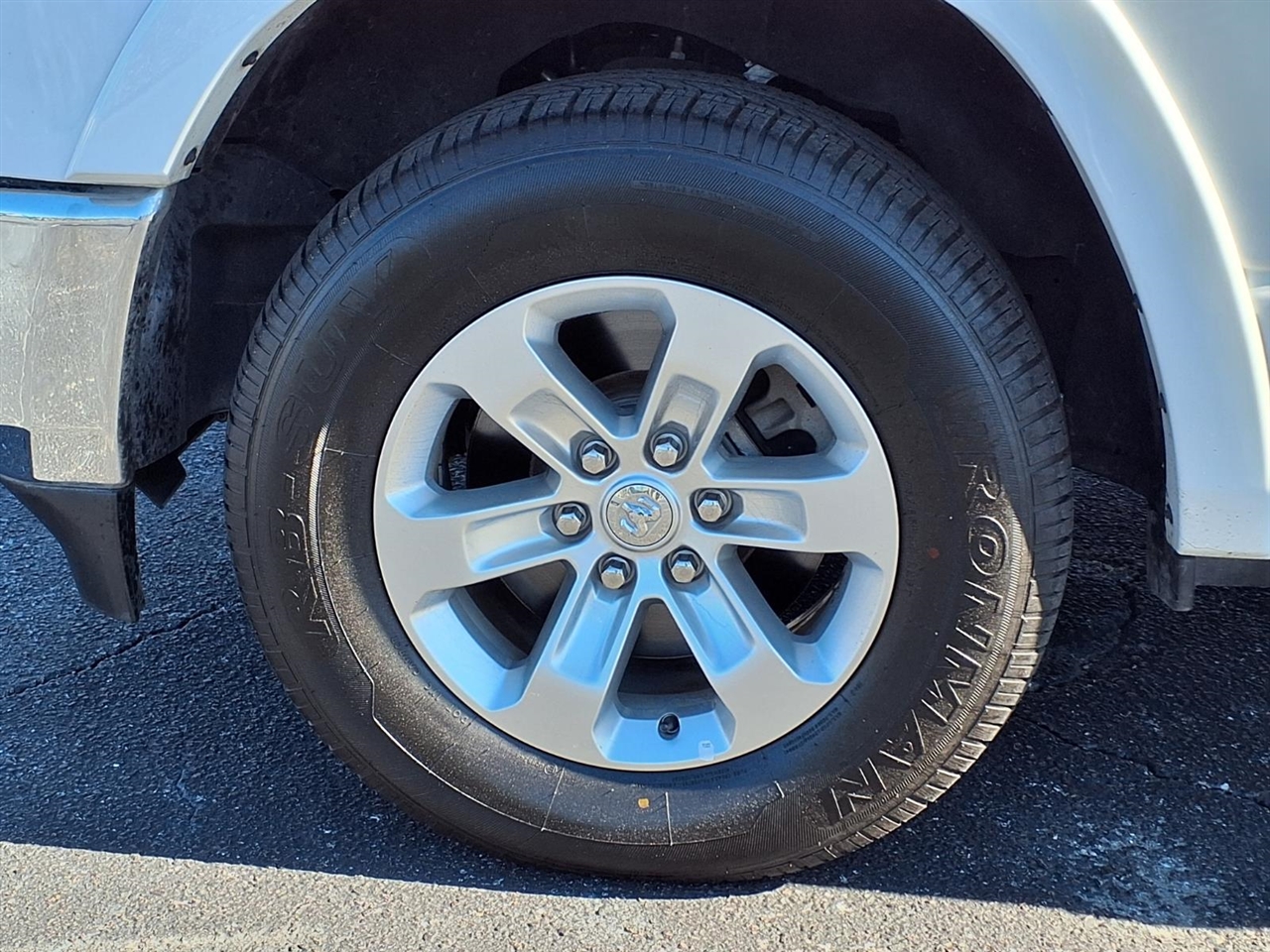 RAM 1500 4WD Crew Cab 149" Laramie 2020