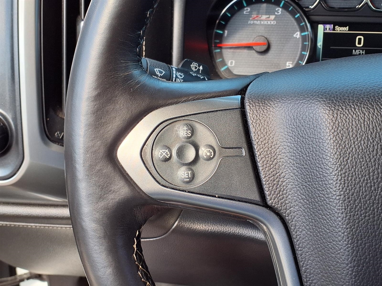 Chevrolet Silverado 2500HD LTZ Crew Cab 4WD 2015