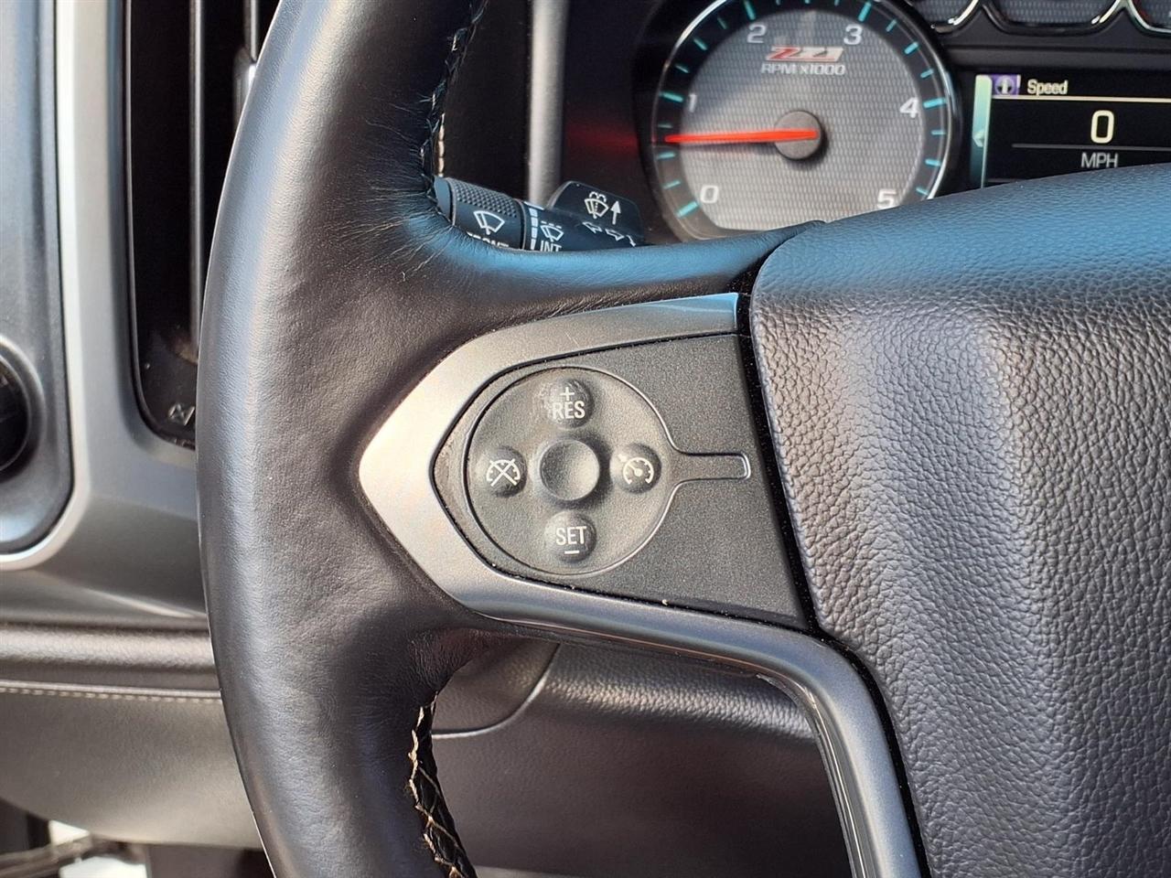 Chevrolet Silverado 2500HD LTZ Crew Cab 4WD 2015