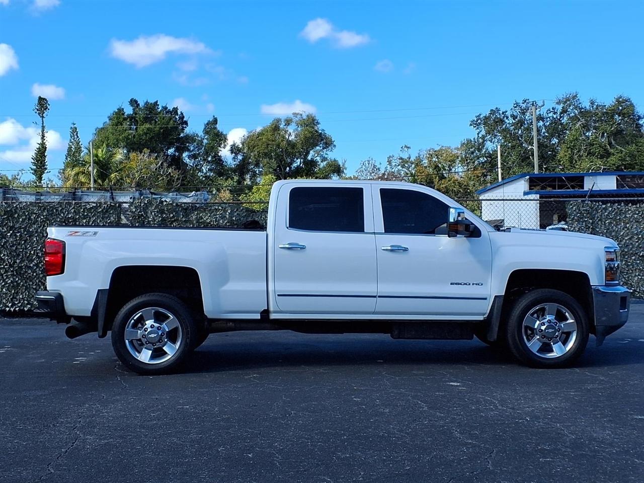 Chevrolet Silverado 2500HD LTZ Crew Cab 4WD 2015