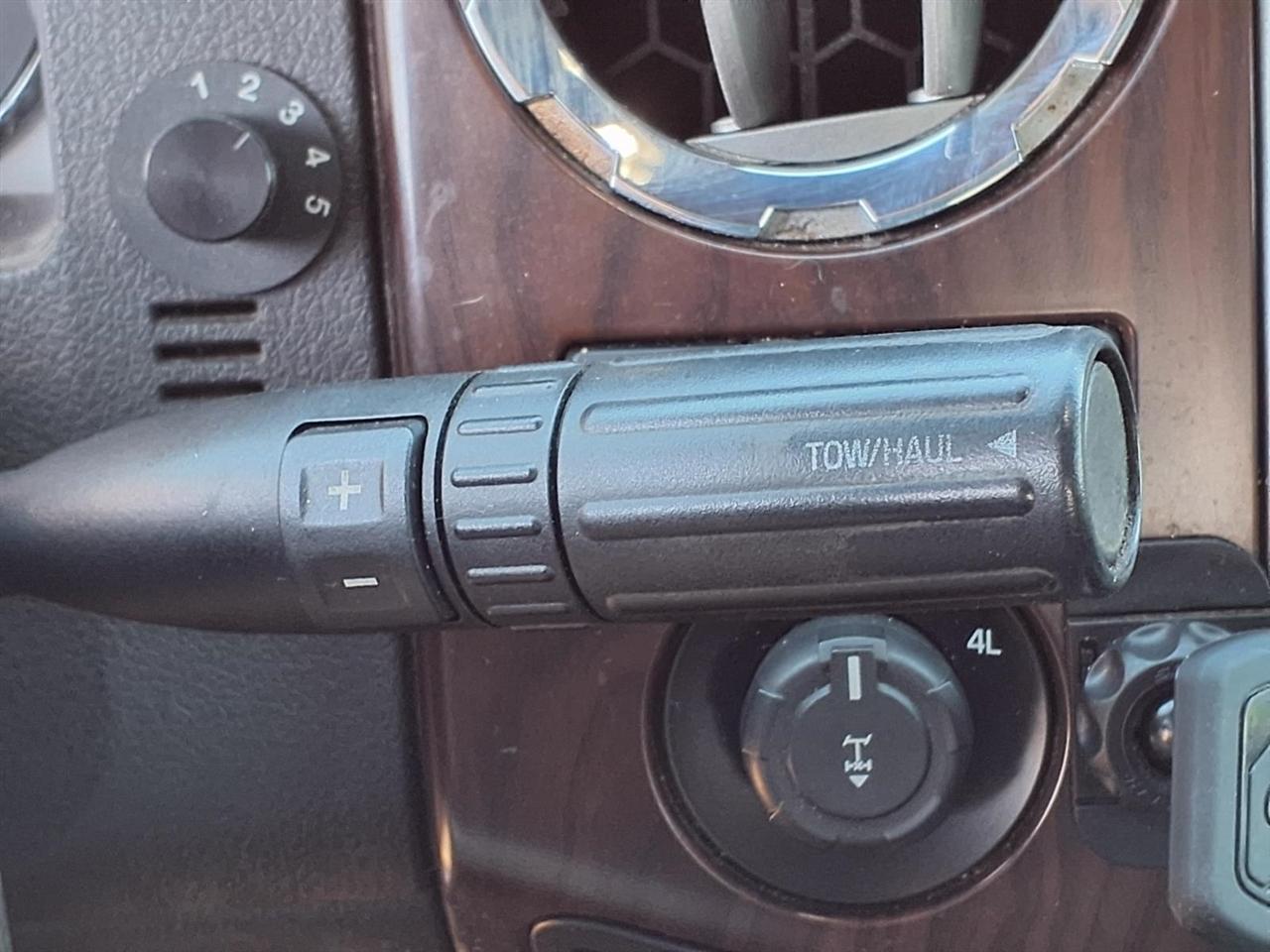 Ford F-250 SD Lariat Crew Cab 4WD 2016