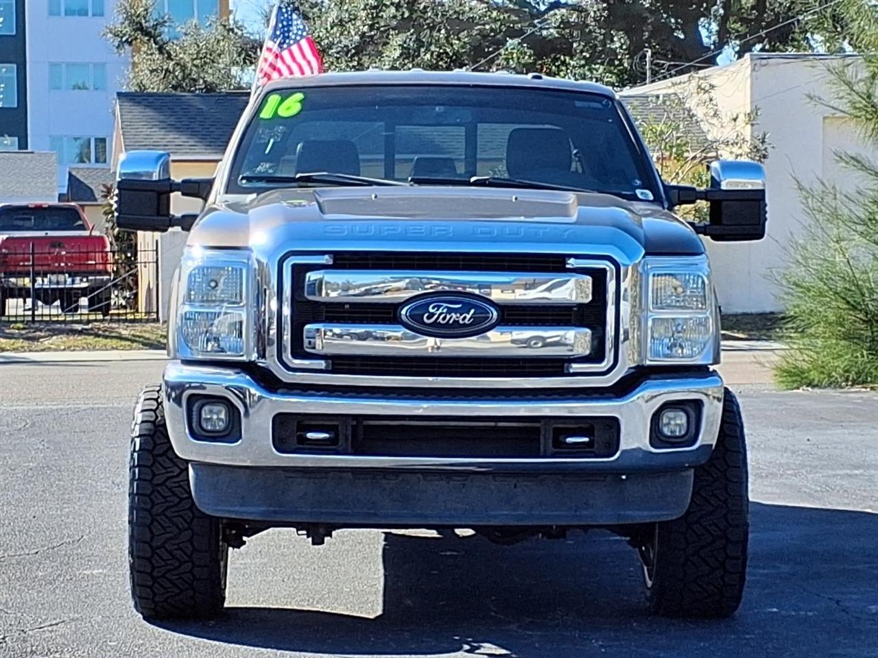 Ford F-250 SD Lariat Crew Cab 4WD 2016