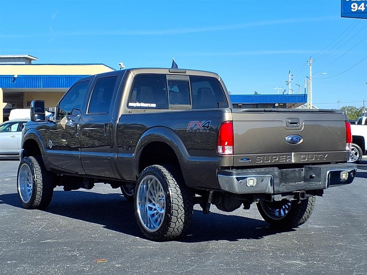 Ford F-250 SD Lariat Crew Cab 4WD 2016