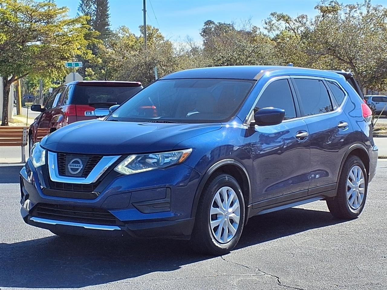 Nissan Rogue FWD 4dr S 2017