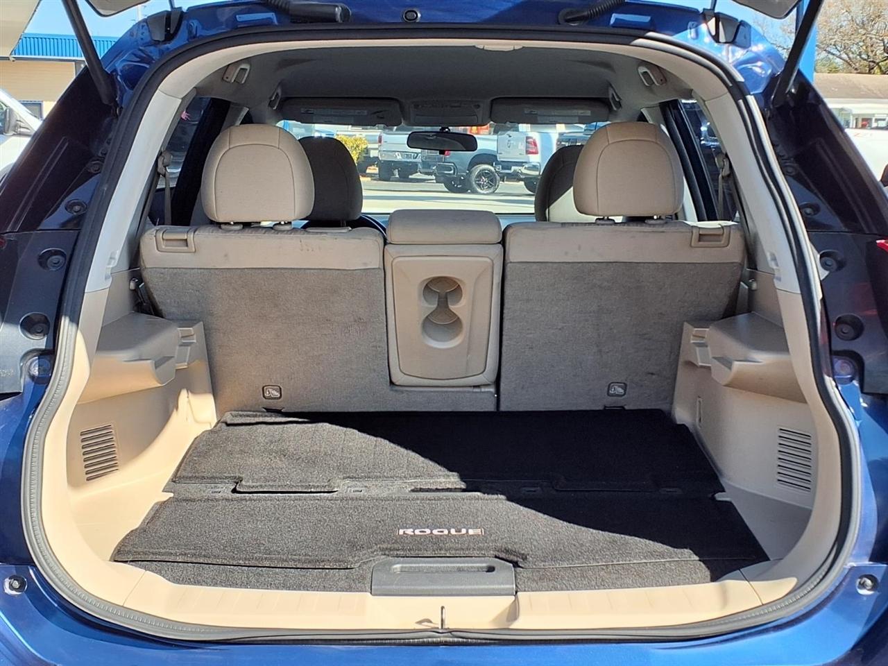 Nissan Rogue FWD 4dr S 2017