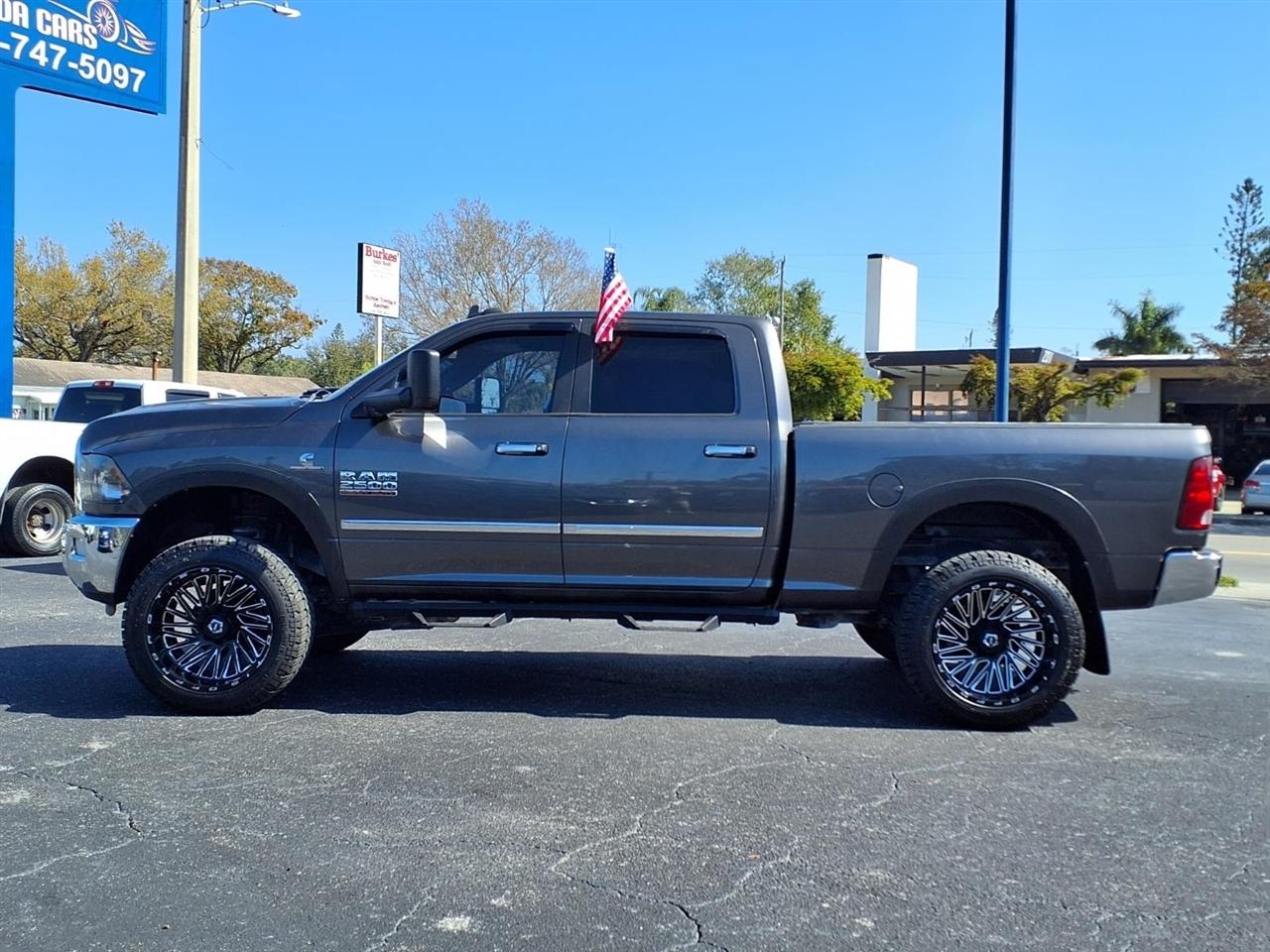 RAM 2500 4WD Crew Cab 169" Big Horn 2015