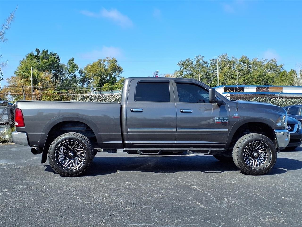 RAM 2500 4WD Crew Cab 169" Big Horn 2015