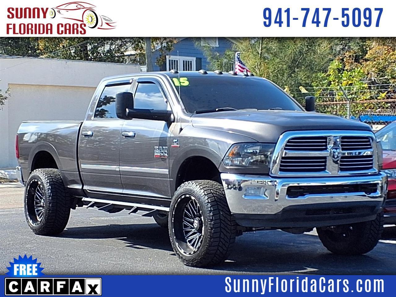 2015 RAM 2500 4WD Crew Cab 169" Big Horn
