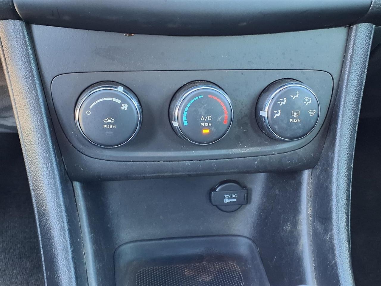 Dodge Avenger 4dr Sdn SE 2014